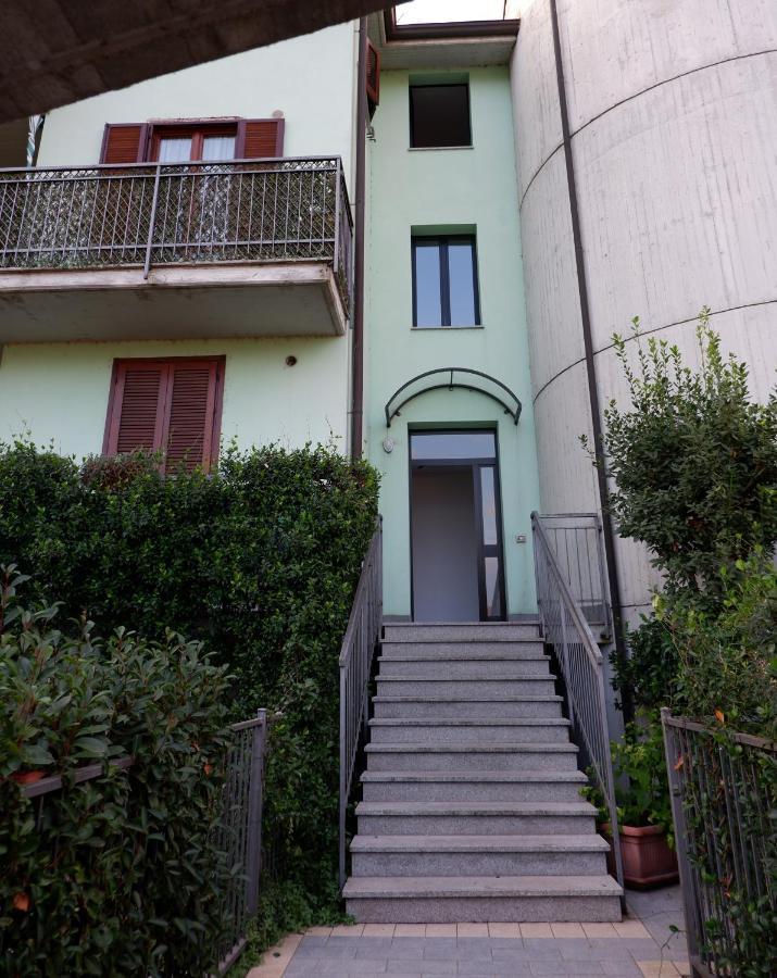 Bed and Breakfast Latte E Menta Motta Visconti Экстерьер фото